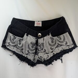 Iijin Women's Low Waisted Patterned Shorts